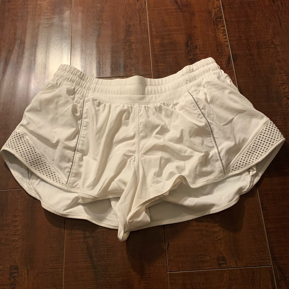 Lululemon shorts size 8